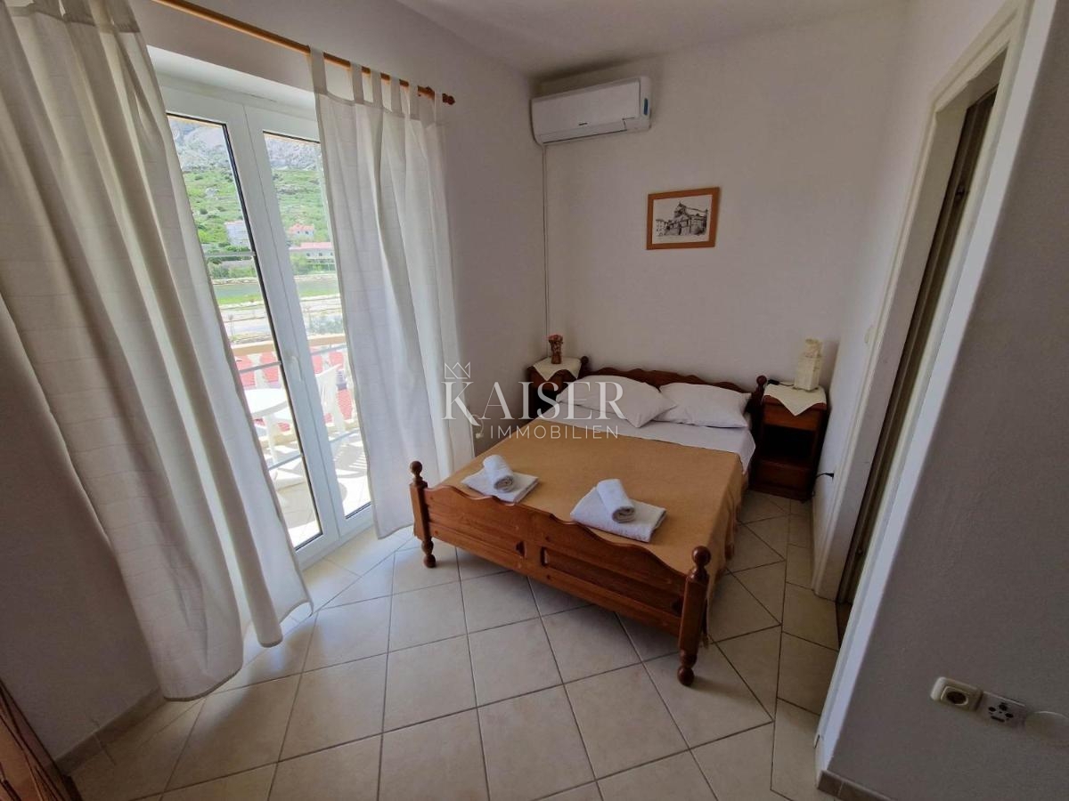 Otok Pag - hiša ob morju