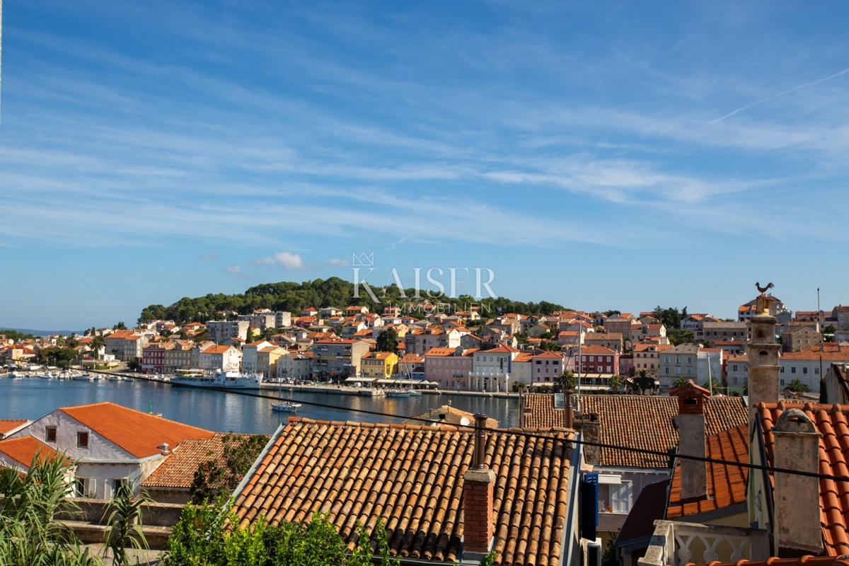 Mali Lošinj. čudovita vila na odlični lokaciji