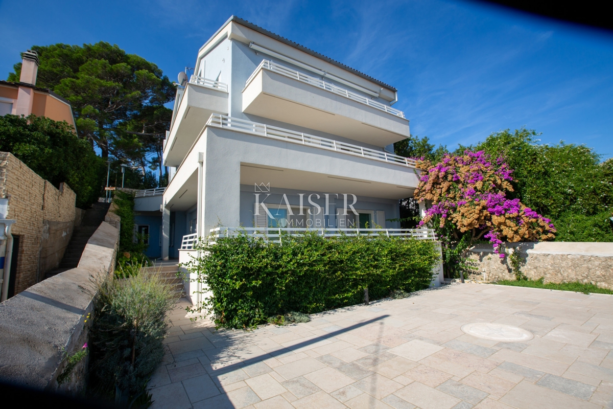 Mali Lošinj. čudovita vila na odlični lokaciji