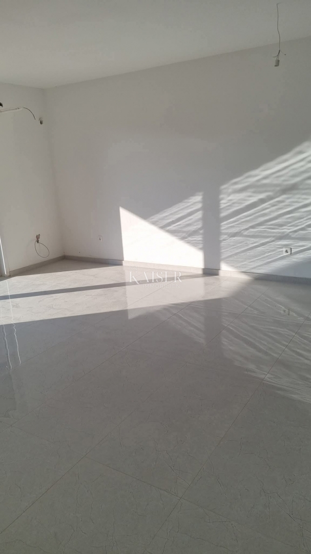 Istra, Medulin - novogradnja, stanovanje 75m2