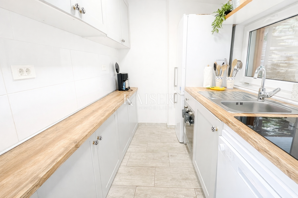 Opatija, Brseč - hiša z vrtom v centru, 57 m2