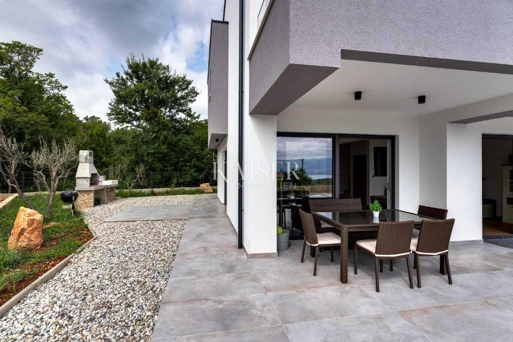 Krk, Risika - moderna polpritlična hiša, 150 m2, pogled na morje