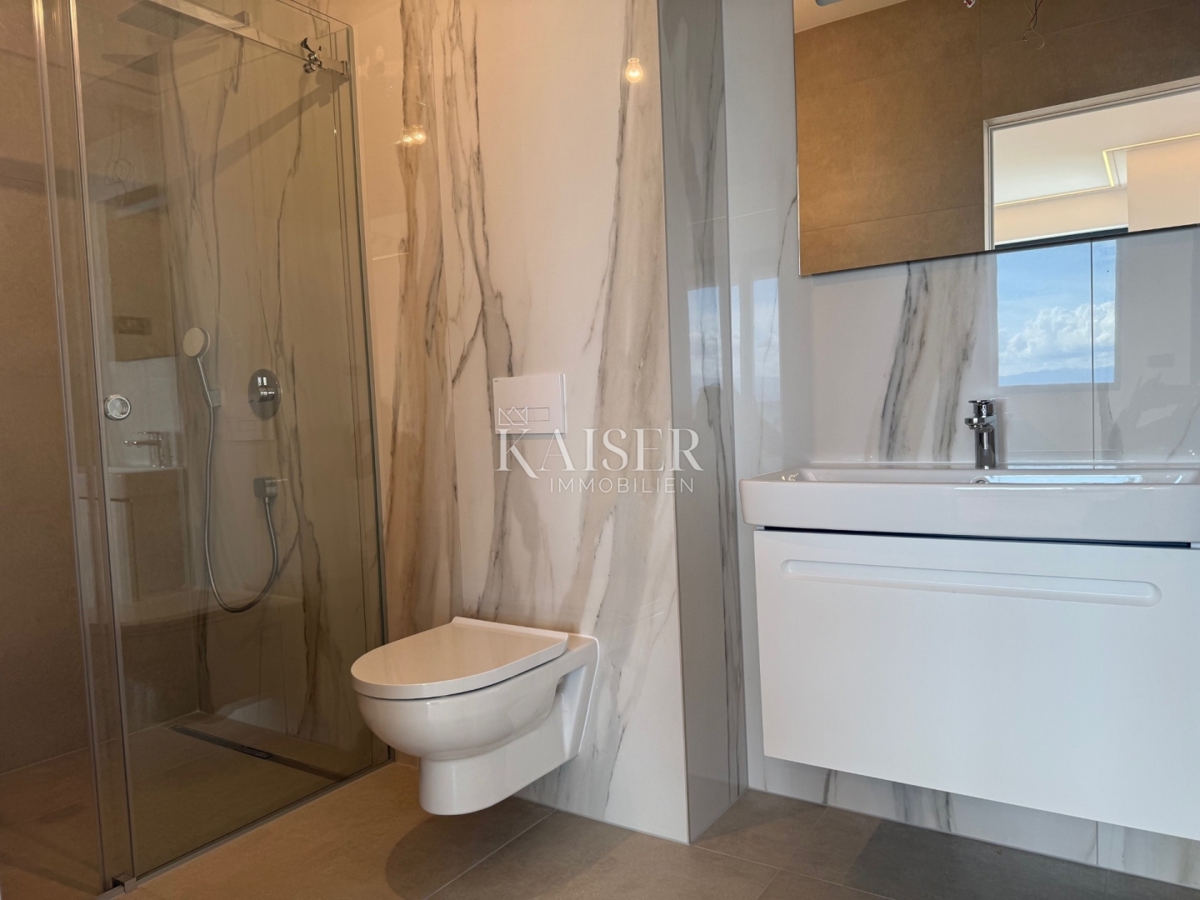 Opatija, Lovran - ekskluzivno penthouse stanovanje z zasebnim vrtom in panoramskim razgledom