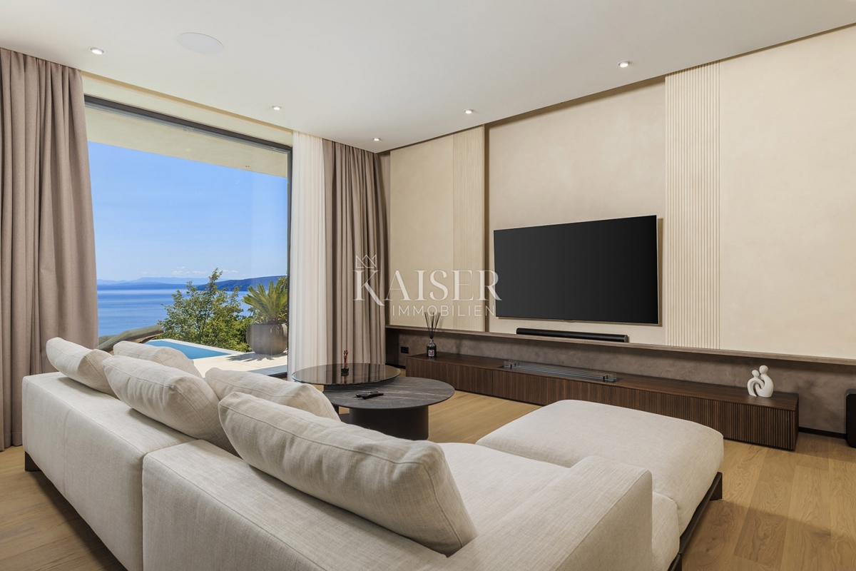 Opatijska riviera - vila z morjem na dlani, 290 m2