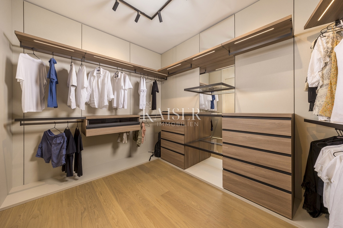 Opatijska riviera - vila z morjem na dlani, 290 m2