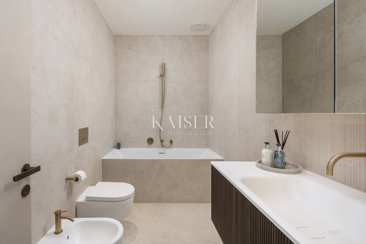 Opatijska riviera - vila z morjem na dlani, 290 m2