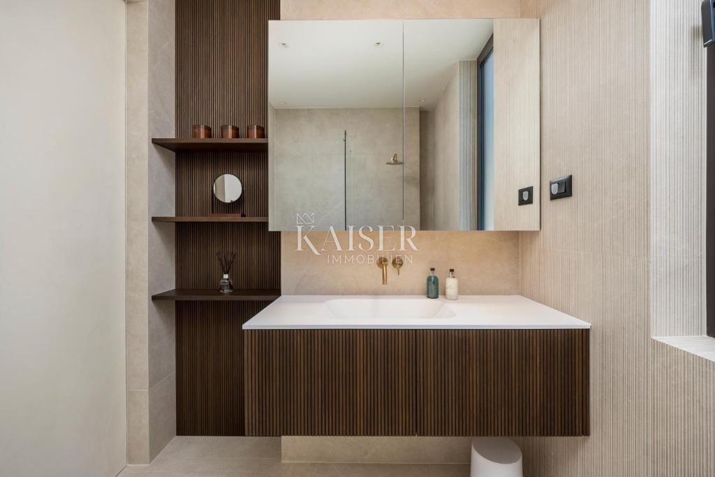 Opatijska riviera - vila z morjem na dlani, 290 m2