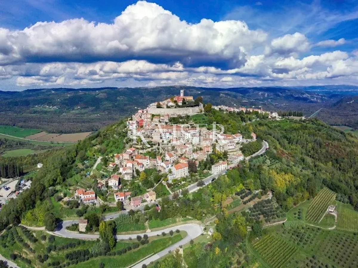 Hiša Motovun, 208m2