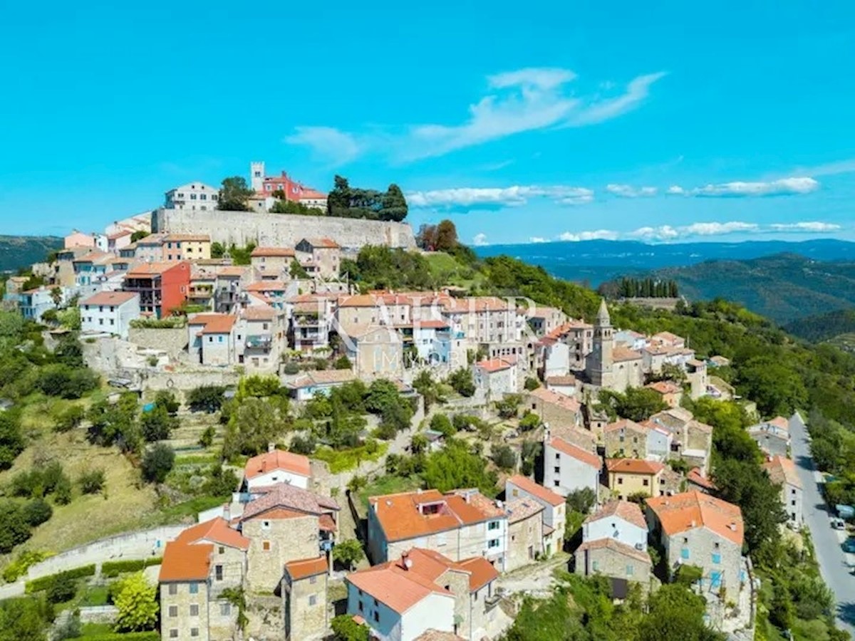 Hiša Motovun, 208m2