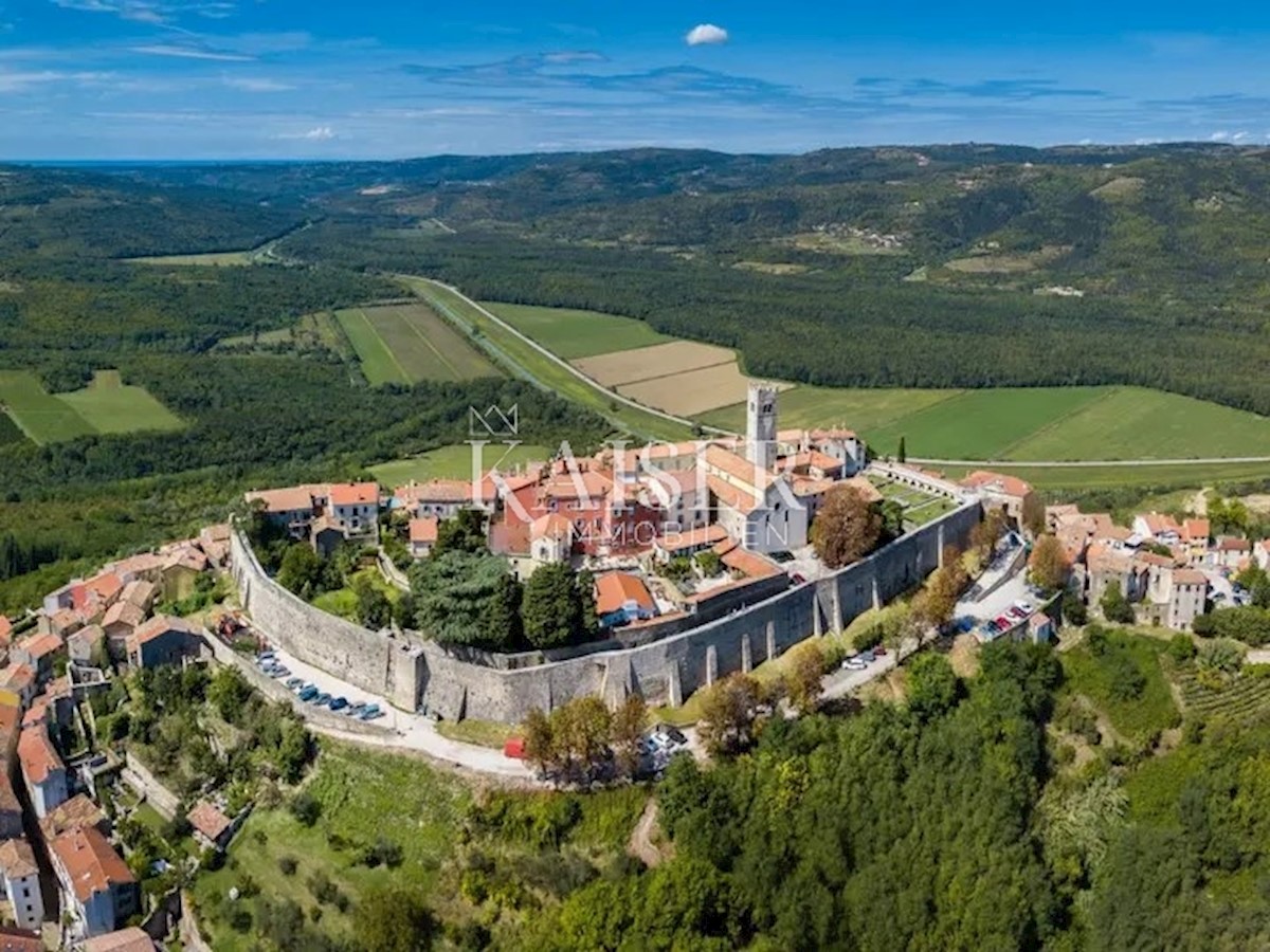 Hiša Motovun, 208m2