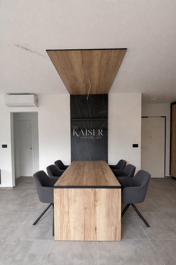 Zadar, Privlaka apartma v novi stavbi, 70 m od morja