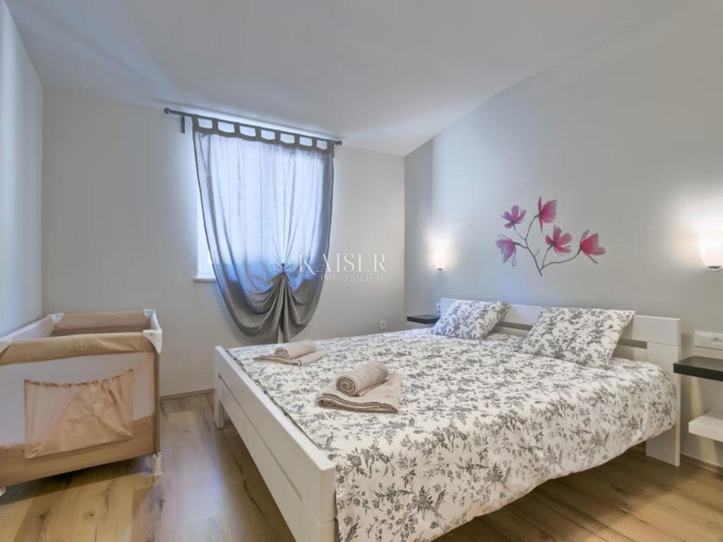 Labin - Mediteranska vila z bazenom, 215 m2