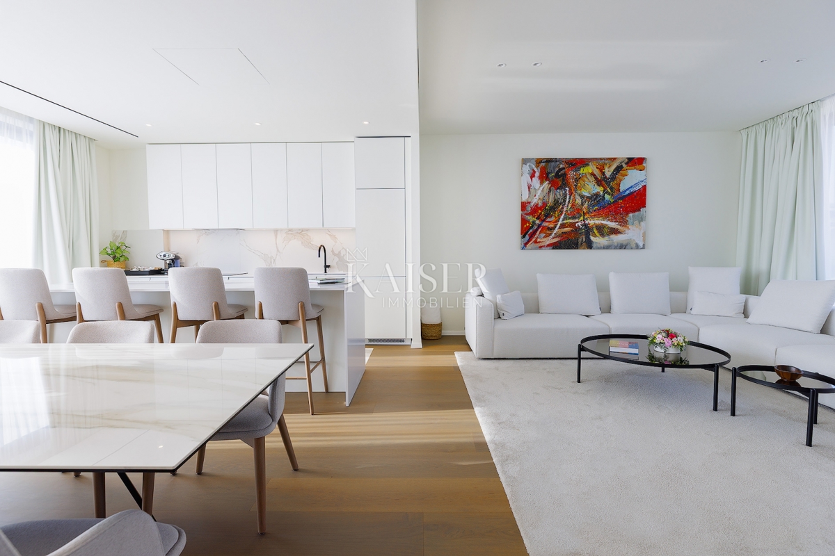 Istra, Umag, Savudrija - luksuzna vila v naselju, 275m2 - na voljo vse storitve v naselju