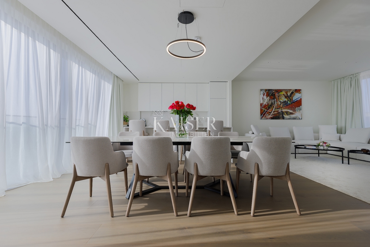 Istra, Umag, Savudrija - luksuzna vila v naselju, 275m2 - na voljo vse storitve v naselju