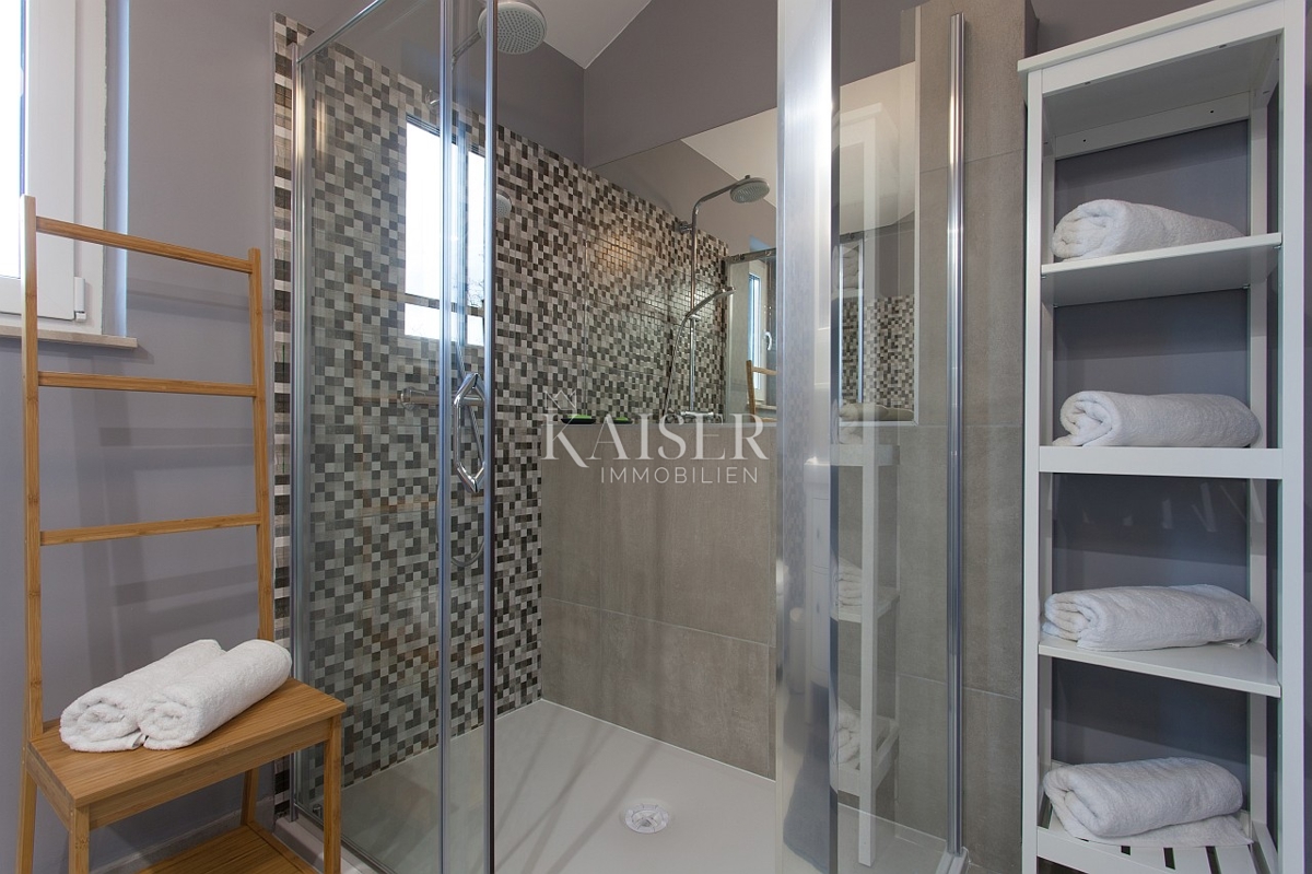 Vila Kras, Dobrinj, 185m2