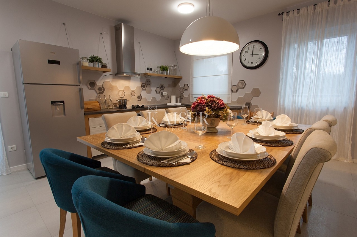 Vila Kras, Dobrinj, 185m2