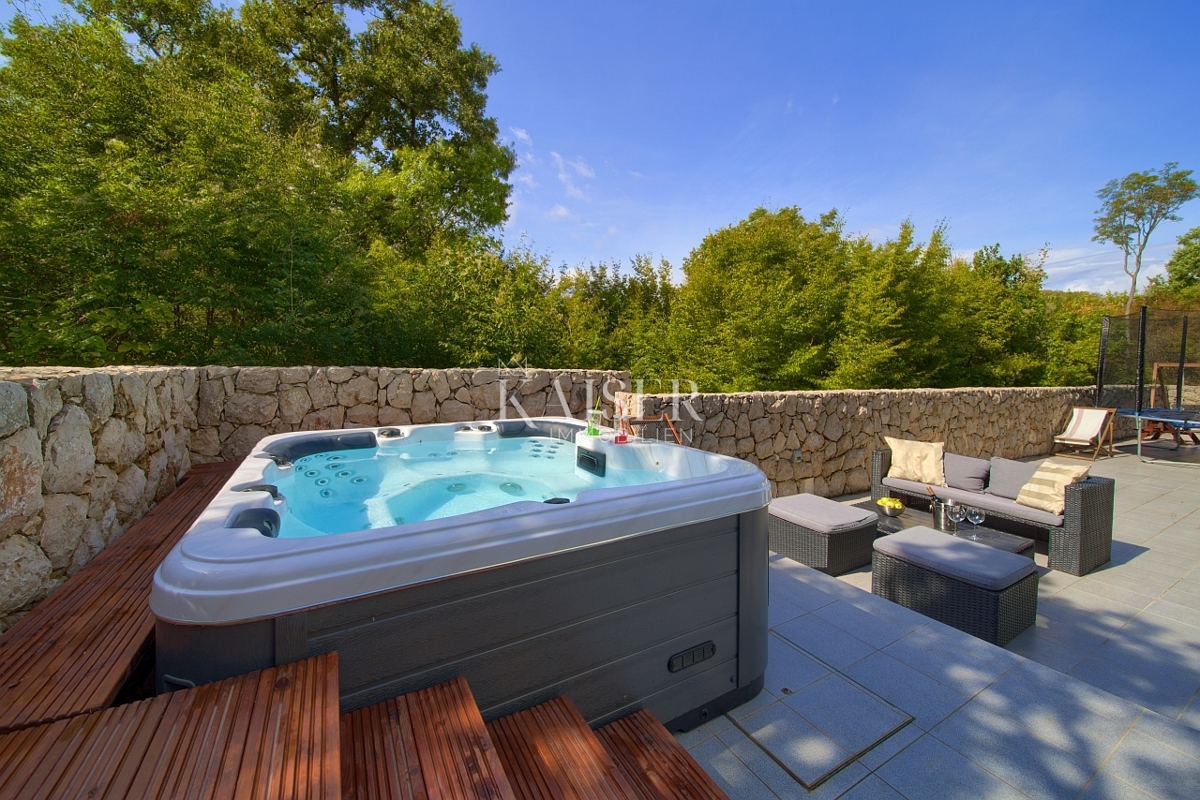 Vila Kras, Dobrinj, 185m2