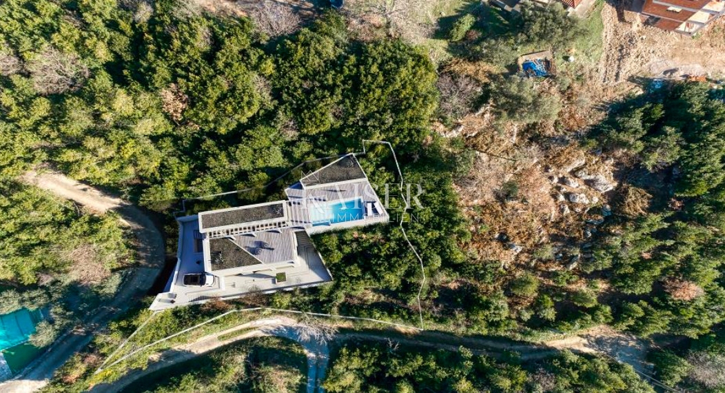 Opatija, Brseč - gradbeno zemljišče s pogledom na morje, 865 m2