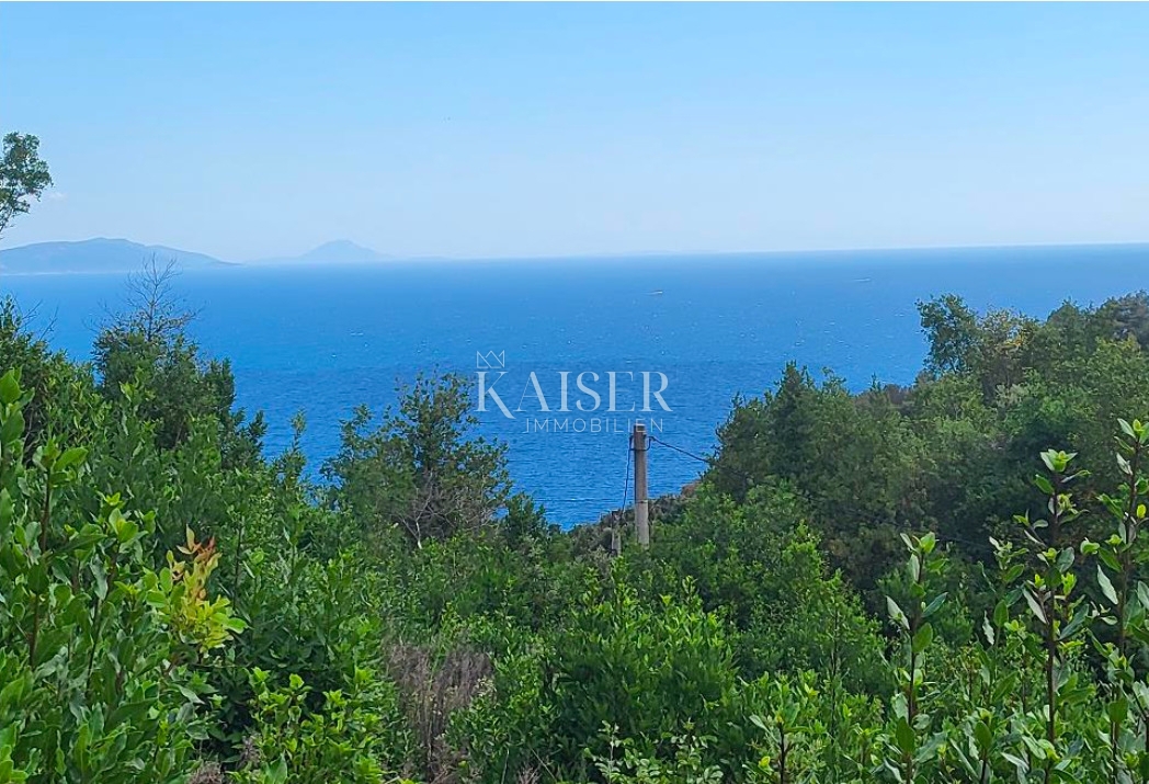 Opatija, Brseč - gradbeno zemljišče s pogledom na morje, 865 m2