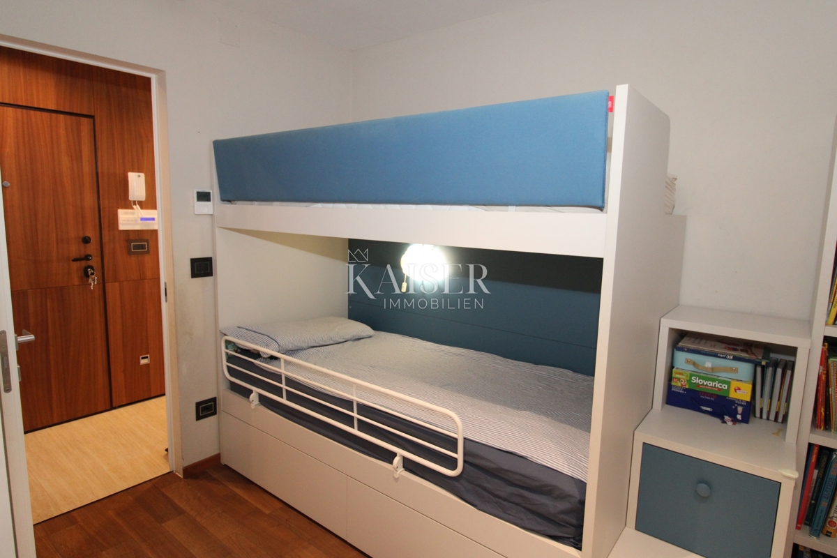 Istra, Novigrad - luksuzno opremljeno stanovanje 119m2, vrhunska lokacija, pogled na morje