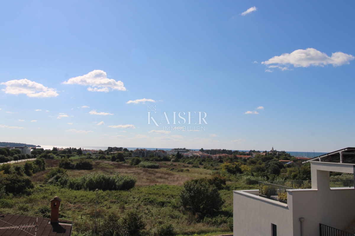 Istra, Novigrad - luksuzno opremljeno stanovanje 119m2, vrhunska lokacija, pogled na morje