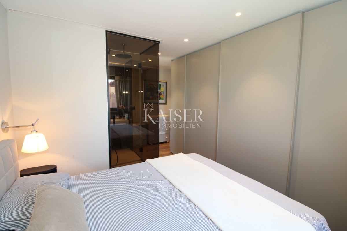 Istra, Novigrad - luksuzno opremljeno stanovanje 119m2, vrhunska lokacija, pogled na morje