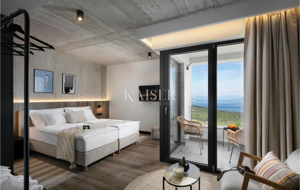 Istra, Rabac - dizajnerska vila ob morju, 396 m2