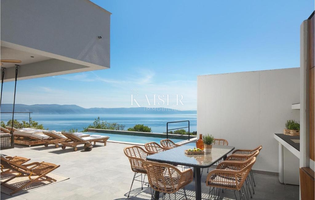 Istra, Rabac - dizajnerska vila ob morju, 396 m2