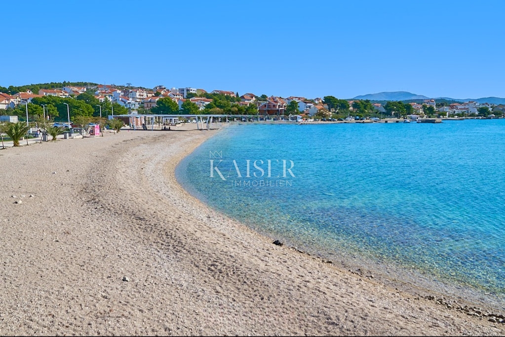 Šibenik, Brodarica - enosobno stanovanje 62,96 m2 v novi stavbi v bližini plaže Rezalište