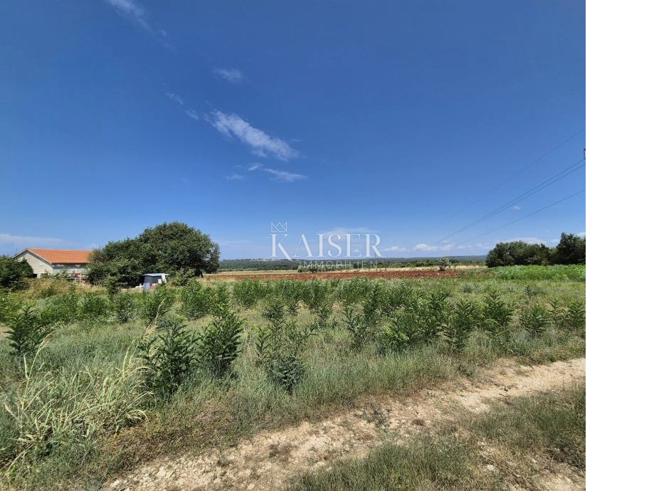 Istra, Poreč - zazidljivo zemljišče v bližini Poreča