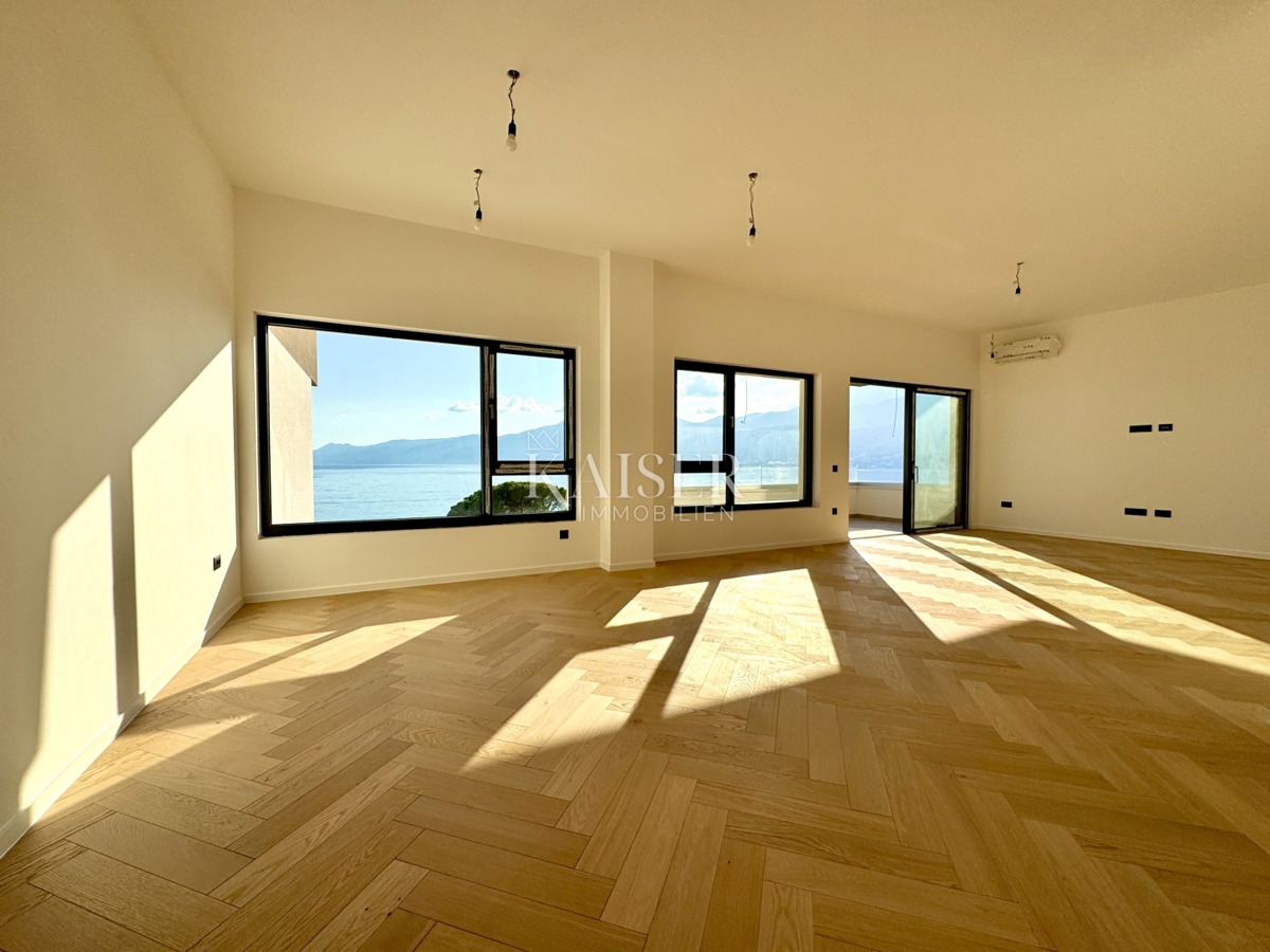 Reka, Bivio – Apartma (4) s 3 spalnicami, teraso in čudovitim razgledom 100 m od morja