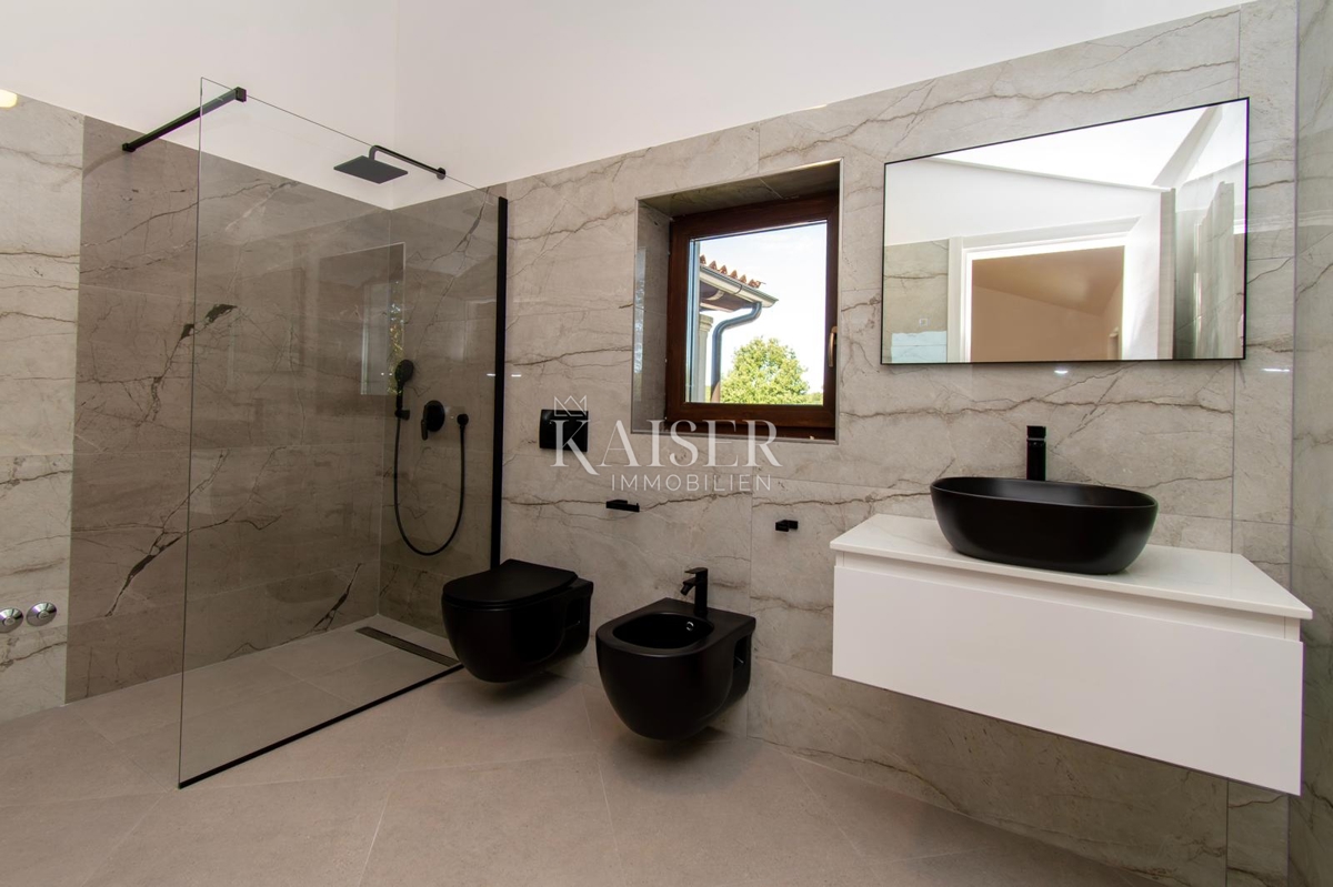 Istra - Poreč, luksuzna vila z bazenom in spa centrom