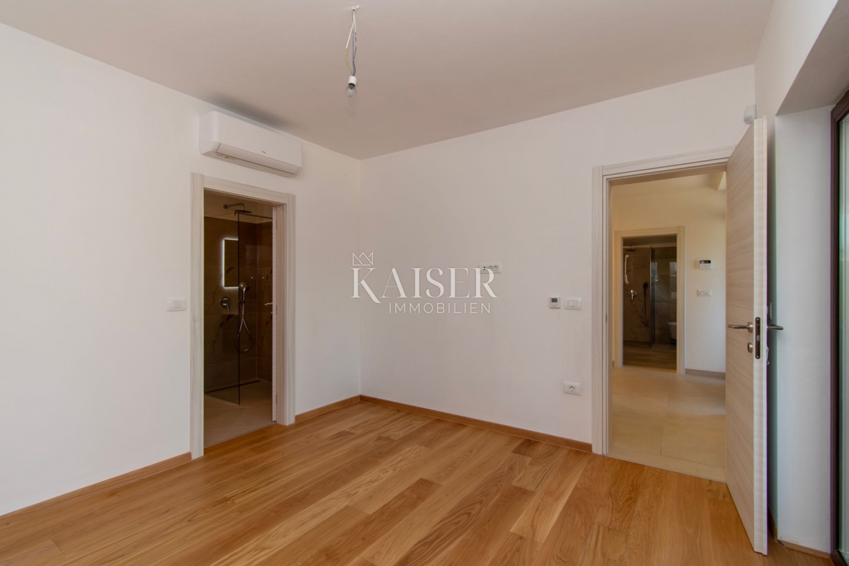 Istra - Poreč, luksuzna vila z bazenom in spa centrom