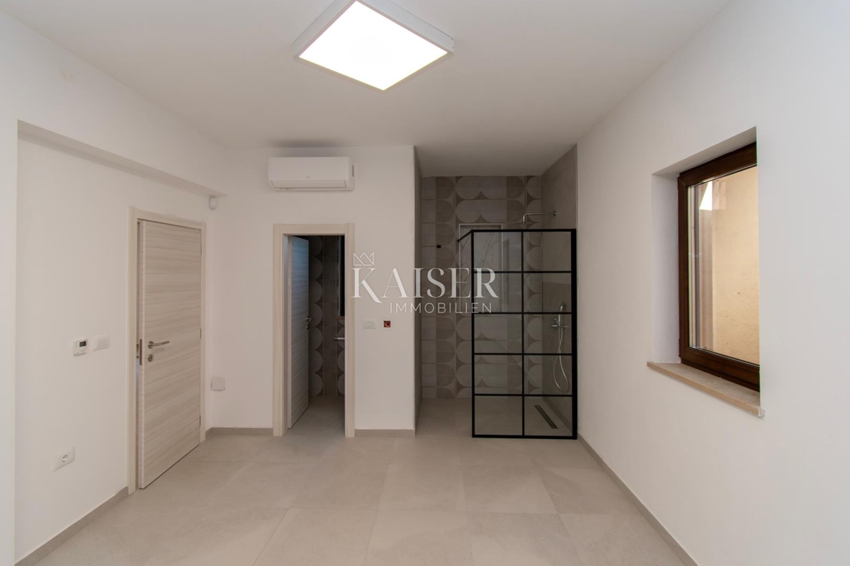 Istra - Poreč, luksuzna vila z bazenom in spa centrom