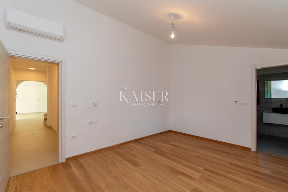 Istra - Poreč, luksuzna vila z bazenom in spa centrom