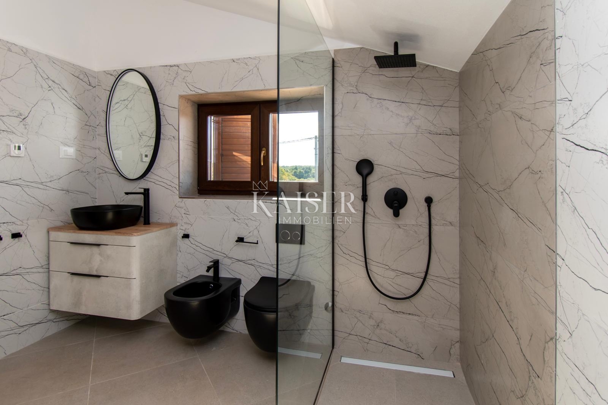 Istra - Poreč, luksuzna vila z bazenom in spa centrom