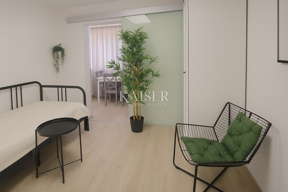 Vir – hiša s 6 apartmaji in garažo, 200 m od morja