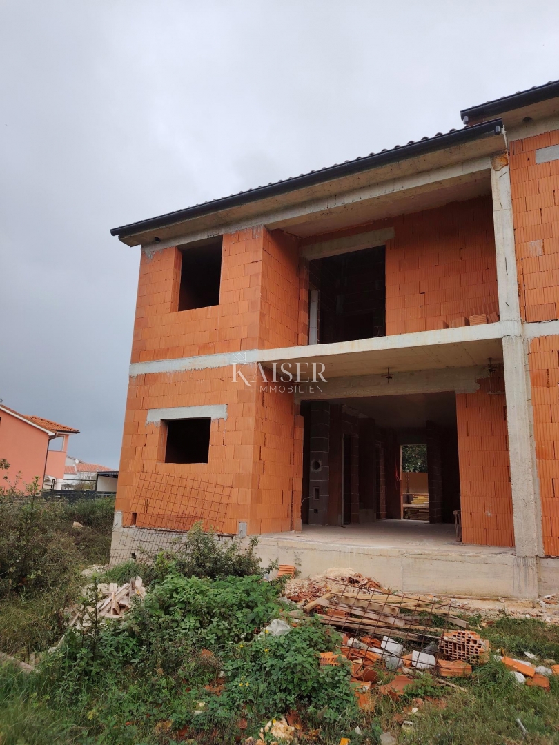 Hiša Medulin, 826m2