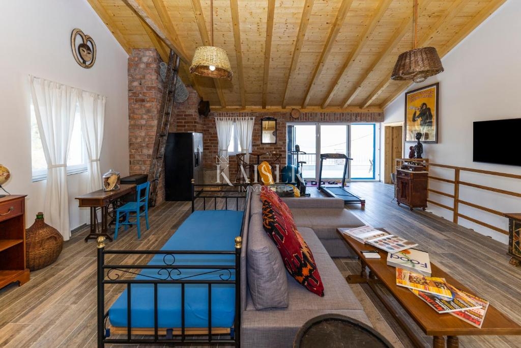 Avtentična kamnita vila z bazenom, le 30 metrov od morja, otok Pašman – Ždrelac