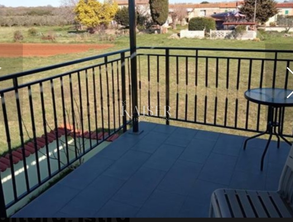 Istra, Pula - Hiša s 5 apartmaji in dvema bazenoma