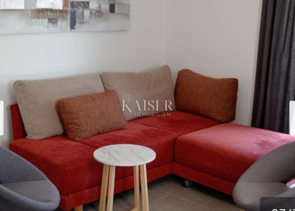 Istra, Pula - Hiša s 5 apartmaji in dvema bazenoma