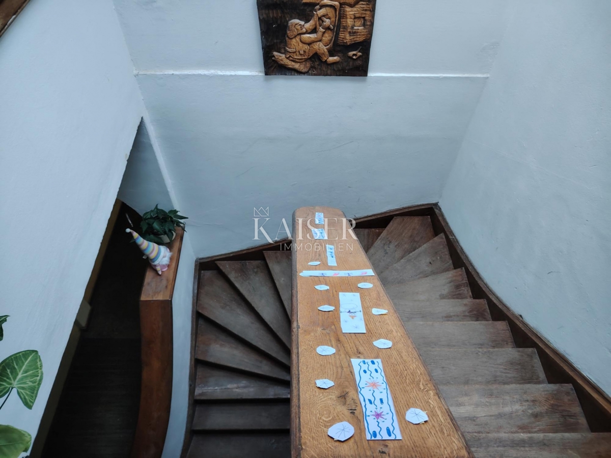 Istra, Pula - stanovanje v avstrijski vili