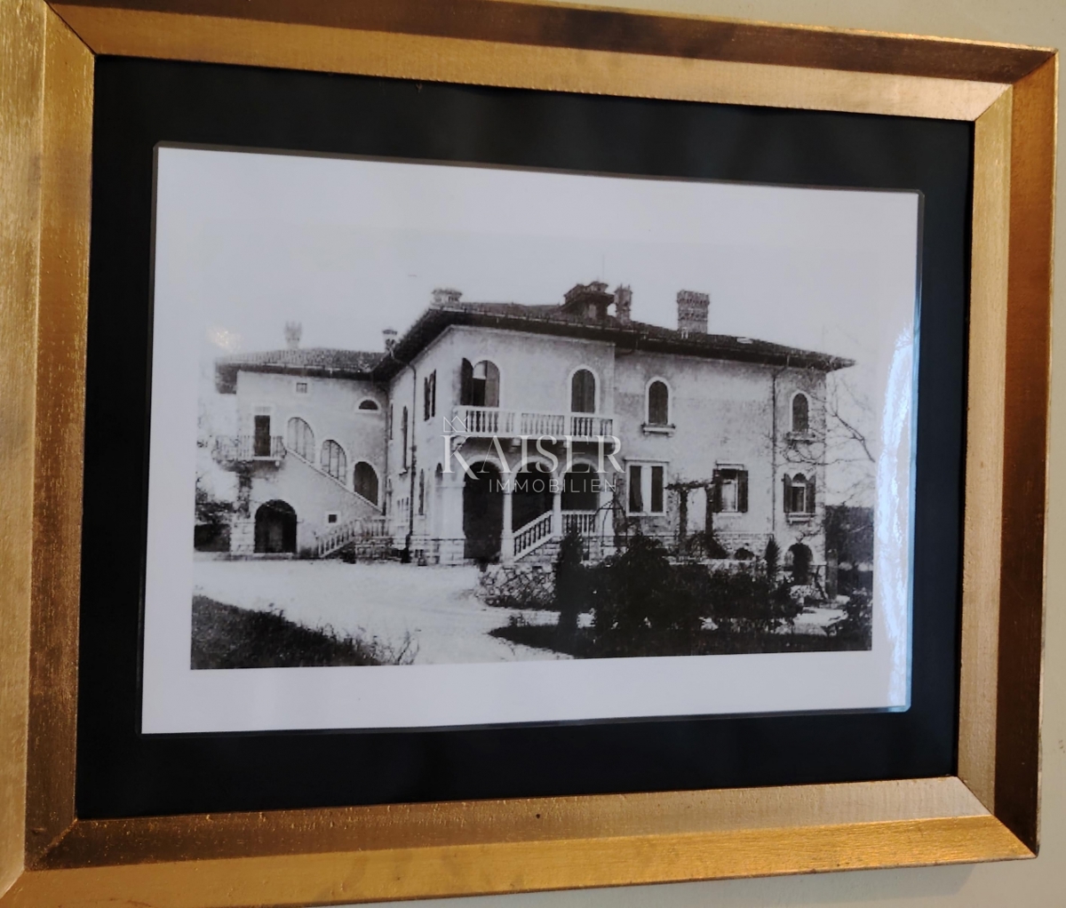 Istra, Pula - stanovanje v avstrijski vili