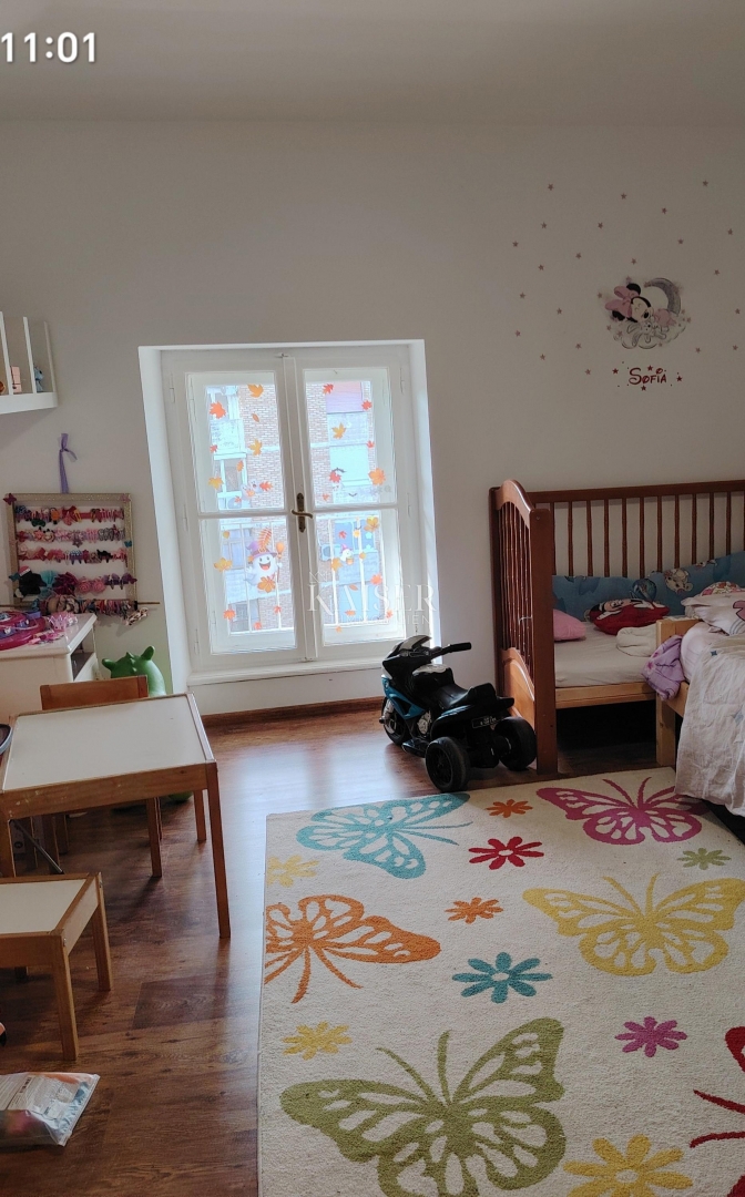 Istra, Pula - stanovanje v avstrijski vili