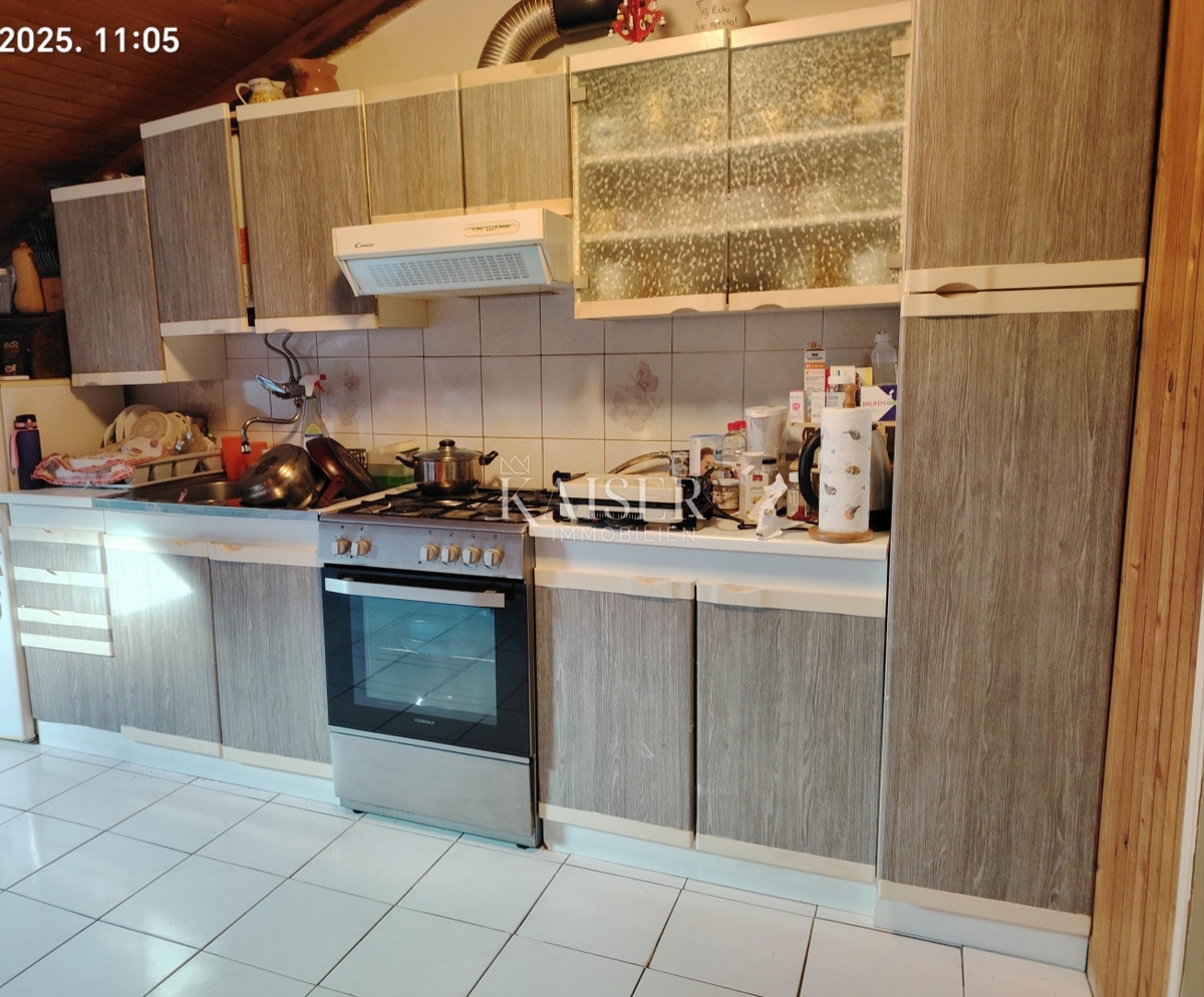 Istra, Pula - stanovanje v avstrijski vili