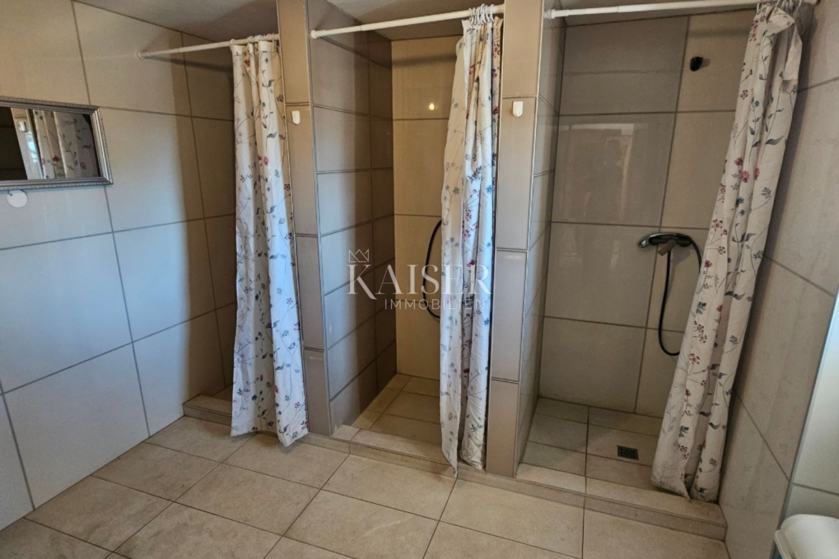 Istra, Poreč, Kaštelir, delavski penzion!