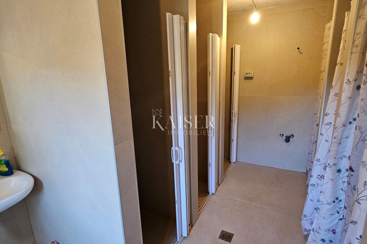 Istra, Poreč, Kaštelir, delavski penzion!