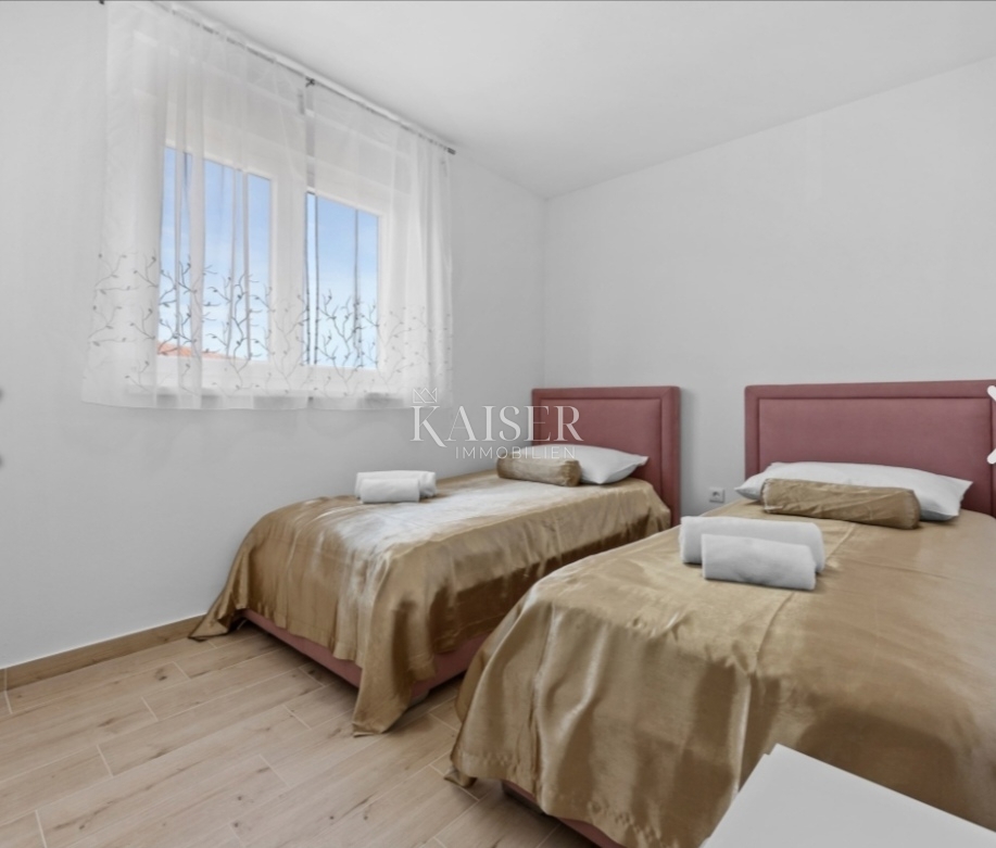 Istra, Peroj, apartmaji, novogradnja ob morju