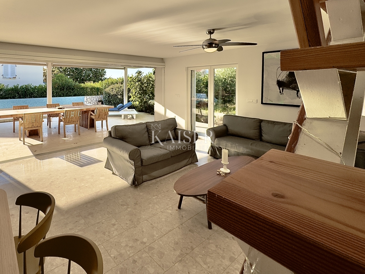 Pag, Potočnica - Družinska vila z bazenom in čudovitim razgledom 100 m od plaže