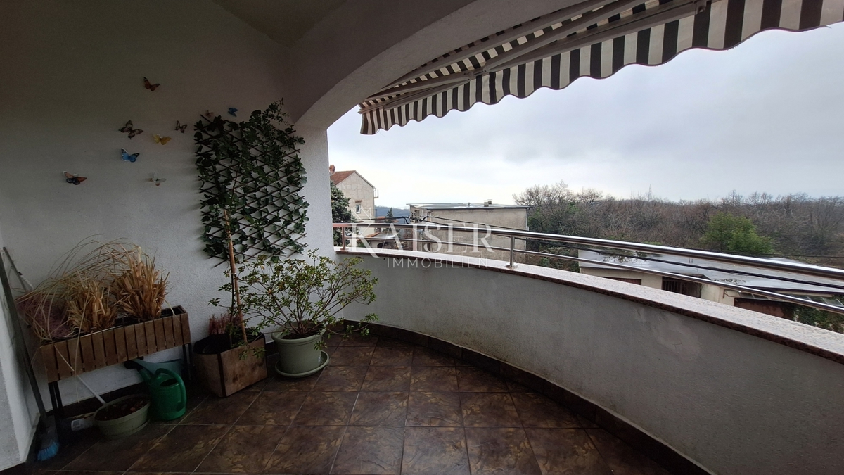 Rijeka-Marinići, trosobno stanovanje, novejša gradnja, pogled na morje